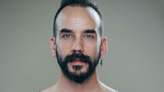 Ο Μουζουράκης «μπούκαρε» σε δεξίωση γάμου - Δείτε γιατί (ΒΙΝΤΕΟ)