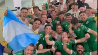 «Πάνθραξ ολέ ολέ»: Οι έξαλλοι πανηγυρισμοί στα αποδυτήρια του Πανθρακικού