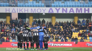 Τα εύσημα του Κάμπος στου                      συμπαίκτες του! (pic)