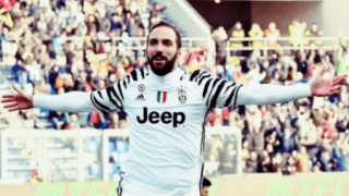 Καθάρισε        στην       επανάληψη     η          Γιούβε