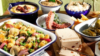 Καθαρά Δευτέρα: Απολαύστε το φαγητό και γλιτώστε θερμίδες!