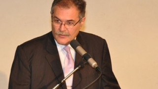 Μαργαρίτης: «Η Δόξα δεν είναι                         σε κανένα άρμα»