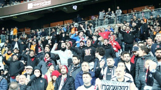 Το εκπληκτικό κορεό   των οπαδών της Μπεσίκτας (Pic)