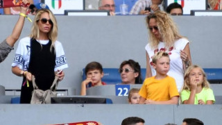 Ave… Μανωλάς!