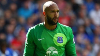 Υμνοι Μαρτίνεθ για Χάουαρντ