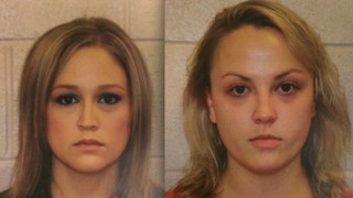 Σκάνδαλο σε Λύκειο των ΗΠΑ: Καθηγήτριες έκαναν τρίο με 16χρονο μαθητή τους!