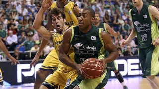 Τρίποντο από το κέντρο με πλάτη από τον Γκρέιντζερ! (VIDEO)