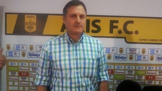 Τα βρήκαν και παραμένει ο Καλαϊτζίδης!