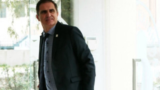 Μποροβήλος             : «Εμείς δεν φοράμε… ψηλοτάκουνα»