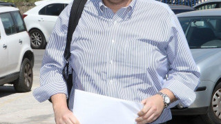 «Βόμβα… βυθού»        από               τον Βρέντζο