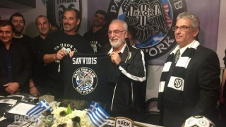 Επικοινωνιακός       τυφώνας,  εντυπωσιακή παρουσία