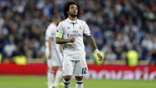 Μαρσέλο                όπως... Ντι            Στέφανο