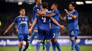 Ένας          «πρώην»          την            πλήγωσε   (vids)