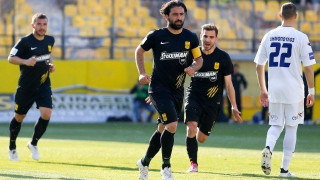 Είναι υποψιασμένοι               όλοι οι παράγοντες