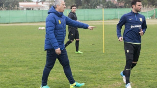 Με… γκάζια  τους κρατάει σε εγρήγορση ο Κωστένογλου