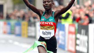 Δεν την άφησαν να πάει στους Ολυμπιακούς και έκανε Παγκόσμιο ρεκόρ!