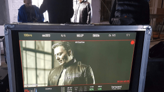 «Ζω Αλλιώτικα» η νέα επιτυχία του Νίκου Μακρόπουλου