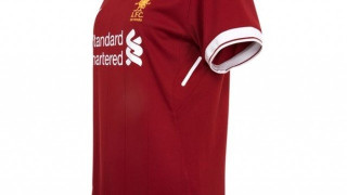 Η νέα φανέλα της Λίβερπουλ και το νέο… επετειακό σήμα! (pics)
