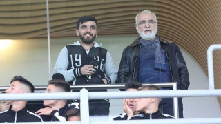 Παρέα με τους πρωταθλητές πατέρας και υιός Σαββίδης (Pic)