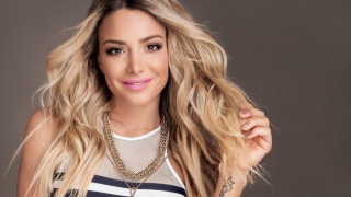 Η Ζόζεφιν και το μπικίνι της «έριξαν» το instagram (ΦΩΤΟ)