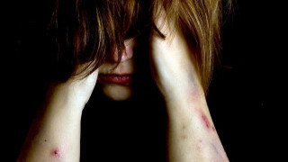 52χρονος «τυφλός» κρατούσε αιχμάλωτη & ημίγυμνη 22χρονη φοιτήτρια