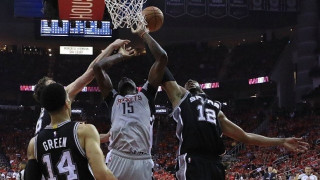 «Τυφώνας»    οι    Σπερς   στο    Χιούστον (video)