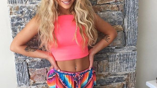 H Josephine έφερε από τώρα το           καλοκαίρι (pics)