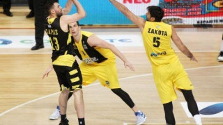 LIVE: Άρης-ΑΕΚ      (2ος αγώνας    πλέι οφ    για τις θέσεις 3-4)