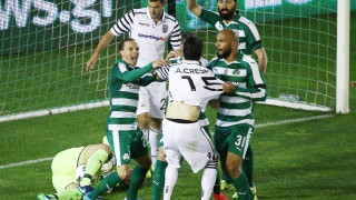 Δεν       είναι     αυτό που   νομίζεις, αγάπη μου…