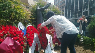 Θεσσαλονίκη: Κατάθεση στεφάνων στη μνήμη του Γρηγορίου Λαμπράκη