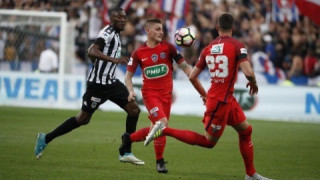 Η Ανζέ πάλεψε κόντρα στο θηρίο αλλά ένα... αυτογκόλ τη λύγισε