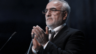 Θωρακίζει ομάδα, Τούμπα και ανεβάζει τον       πήχη