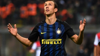 Τα                      «βρήκαν» Γιουνάιτεντ-Πέρισιτς