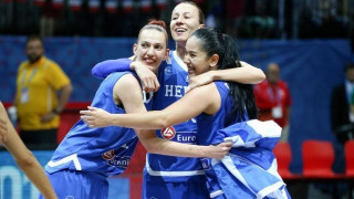 Καλτσίδου: «Το άλλο         με τον Τοτό το ξέρετε;»