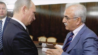 Ευχές Πούτιν σε Σαββίδη με αφορμή την «Ημέρα της Ρωσίας»