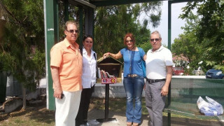 Θεσσαλονίκη - Ωραιόκαστρο: Βιβλιοθήκες σε στάσεις λεωφορείων! (ΦΩΤΟ)