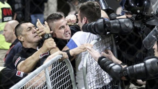 Επίθεση Βόσνιων          οπαδών στο γαλανόλευκο Φάρο