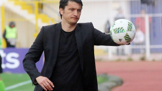 Θέλει                       καλύτερο προπονητή από τον Ίβιτς