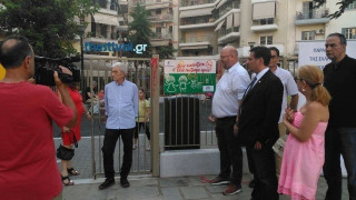 Ο Μπουτάρης σε αντικαπνιστική εκστρατεία - Κόβει & ο ίδιος το κάπνισμα