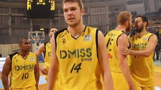 Επέλεξαν                           Βεζένκοφ οι Νετς!