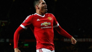 «Κοιτάζει» Σμόλινγκ                       η Τότεναμ