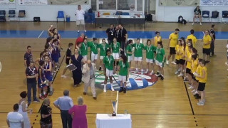 Πανελλήνιο πρωτάθλημα ντροπής στο Βόλο με συμπλοκές γονέων(vid)