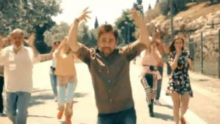 Και ο Θανάσης Τσαλταμπάσης κάνει τη... «Μάντισσα»! (ΒΙΝΤΕΟ)