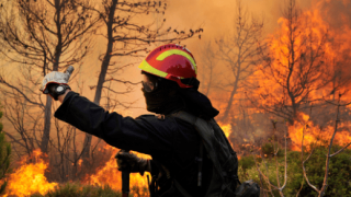 Υψηλός κίνδυνος πυρκαγιάς σε Θεσσαλονίκη και Χαλκιδική