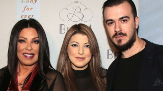 Δημοσιεύθηκε η αγγελία γάμου της κόρης της Άντζελας Δημητρίου