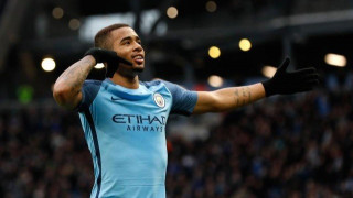 Το              βάρος στις            μικρές κατηγορίες