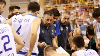 Μπουγέλο μέχρι τελικής πτώσης στα αποδυτήρια της Εθνικής (pics)