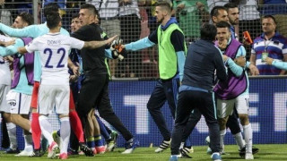 «Καμπάνες» στη Βοσνία,   χωρίς  κόσμο  με το Βέλγιο