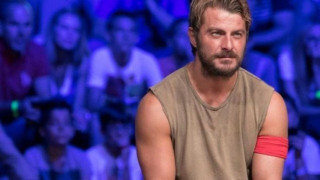 Τι θέλει από μια     γυναίκα ο Γιώργος Αγγελόπουλος