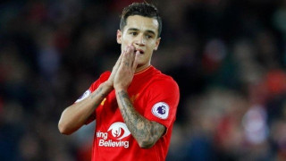 Κρατάει   και     του    χρόνου  Κουτίνιο η Λίβερπουλ